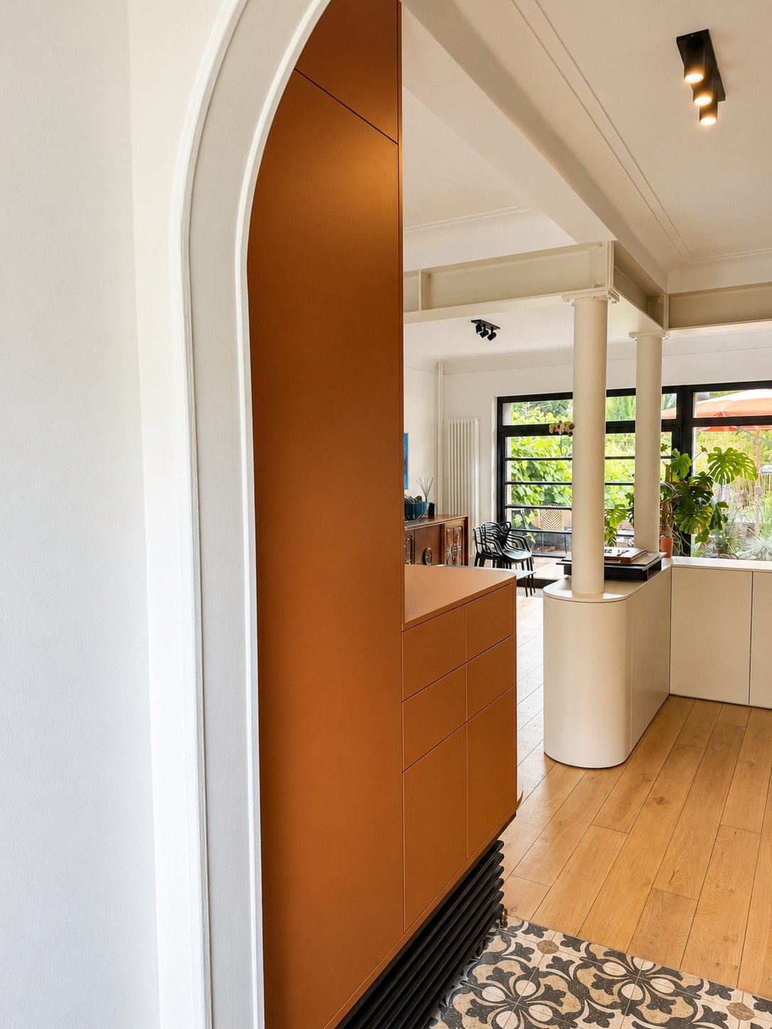 Rangements & courbes terracotta — vue 4