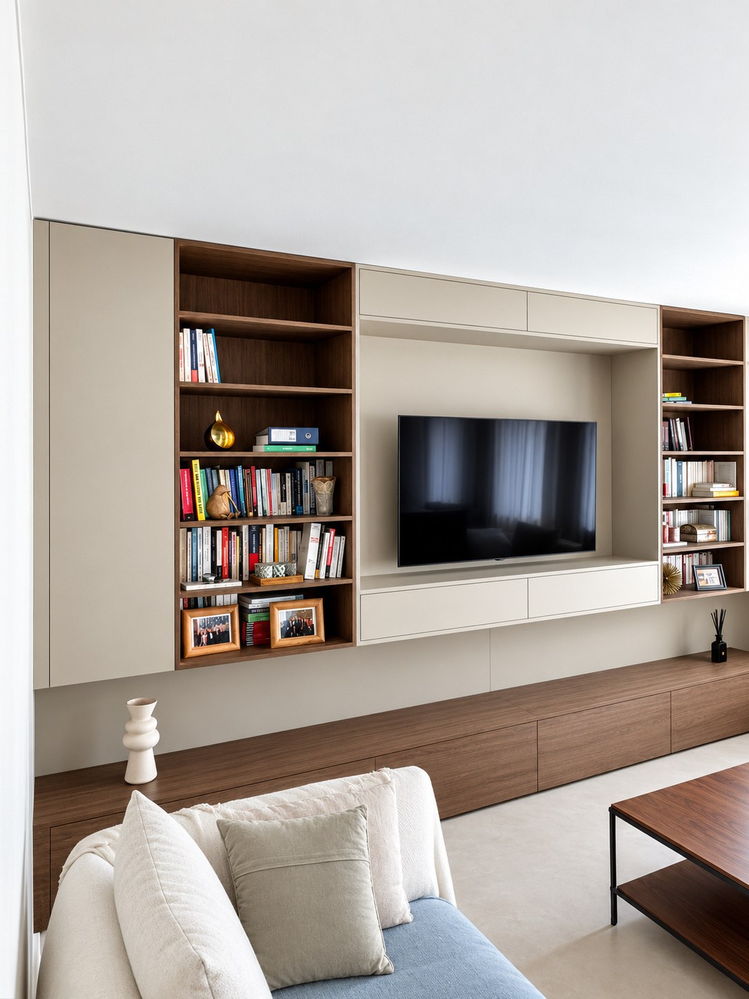Meuble TV & bibliothèque — vue 2